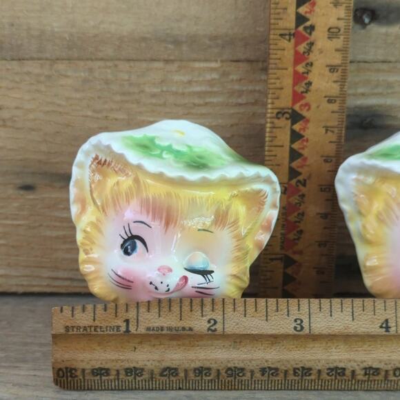 Vintage Winking Kitty by Enesco Salt and Pepper Set Japan Anthropomorphic Kitsch - Picture 9 of 9